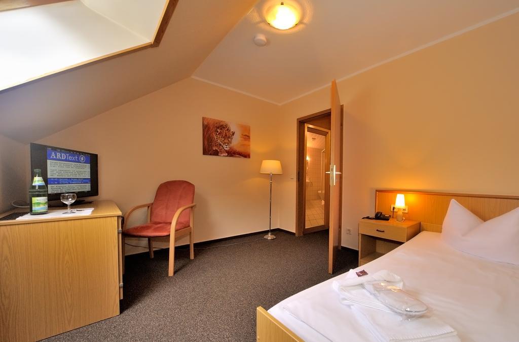 Waldhotel Bad Bibra Exterior foto
